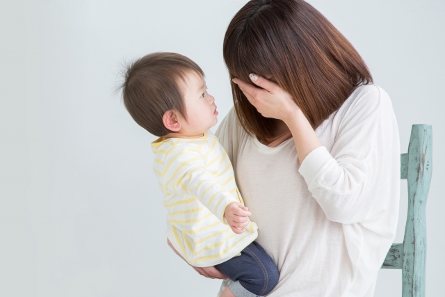 子育ての悩みやお困りことをオンラインで相談できます！